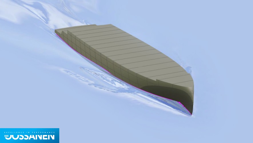 Fast displacement hull form