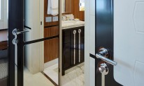 Dynamiq Jetsetter yacht bathroom details